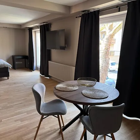 Apartment Stilvolles Im Stadtgarten